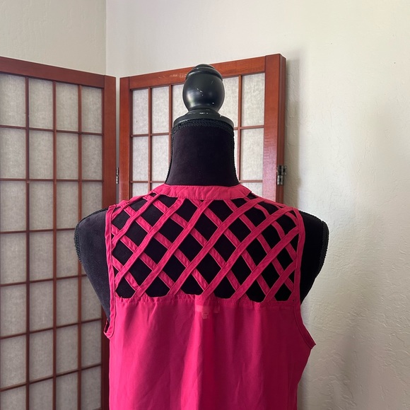 Sheer Grid Cutout Back Red Top - Picture 5 of 14